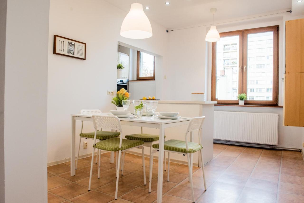 Apartament Lux-Centrum Gliwice Buitenkant foto